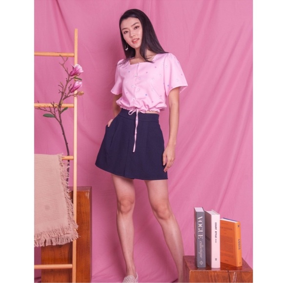 Hello Kitty Pink Daisy Button Up Square Neck Crop Top - Picture 3 of 12